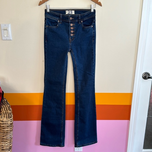 we the free • people Palo Alto Bootcut Jeans . - Picture 2 of 7